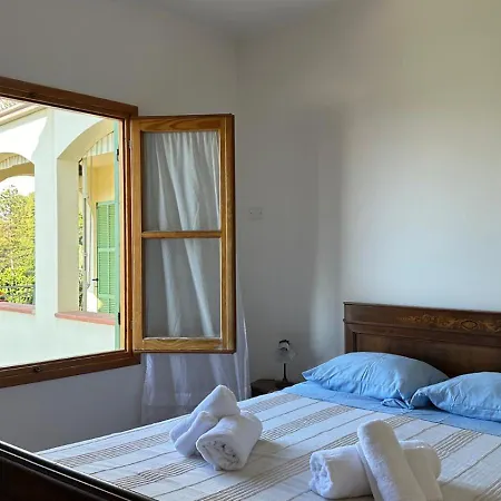Wh - Sun - 5 Minuti Dalle Spiagge 6 Posti Letto - Doppio Parcheggio Apartmán